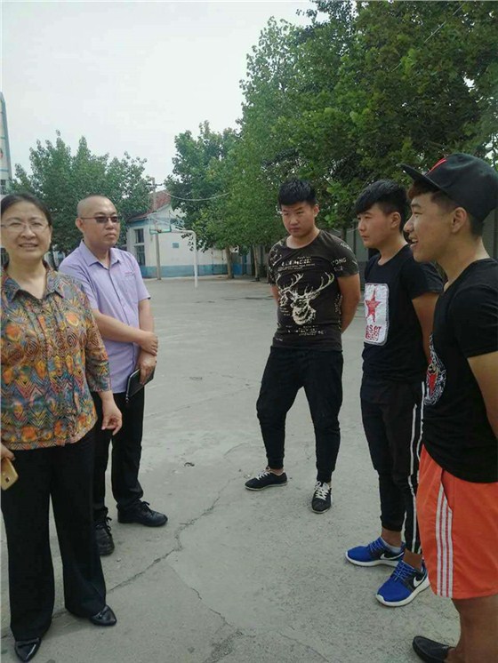 岳脱得精光让我挺进去视频-国产精品午夜无码体验区-丰满老熟妇BBBBB搡BBB-美女被大J插-国产午夜精品理论片公司与 济南技师学院合作实习同步带轮车间 (22)