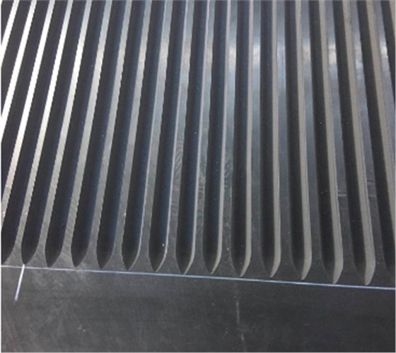 过滤石灰的输送带