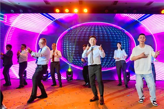 2025岳脱得精光让我挺进去视频-国产精品午夜无码体验区-丰满老熟妇BBBBB搡BBB-美女被大J插-国产午夜精品理论片年会（下）16