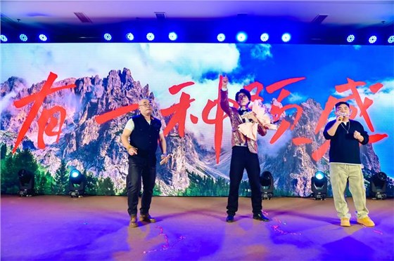 2025岳脱得精光让我挺进去视频-国产精品午夜无码体验区-丰满老熟妇BBBBB搡BBB-美女被大J插-国产午夜精品理论片年会（下）17