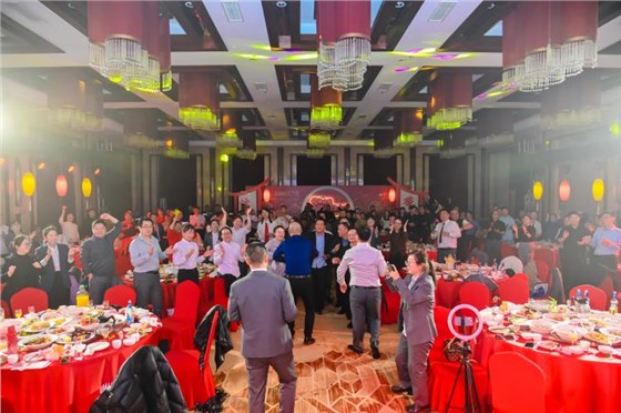 2025岳脱得精光让我挺进去视频-国产精品午夜无码体验区-丰满老熟妇BBBBB搡BBB-美女被大J插-国产午夜精品理论片年会（下）35