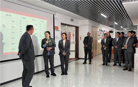 2月销售启动大会-5