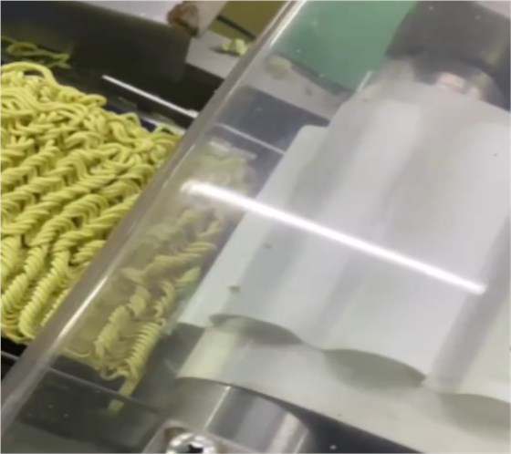 方便面切块输送带-3