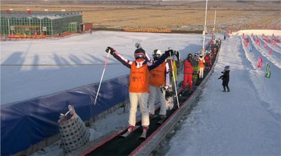 滑雪场魔毯输送带1124-7