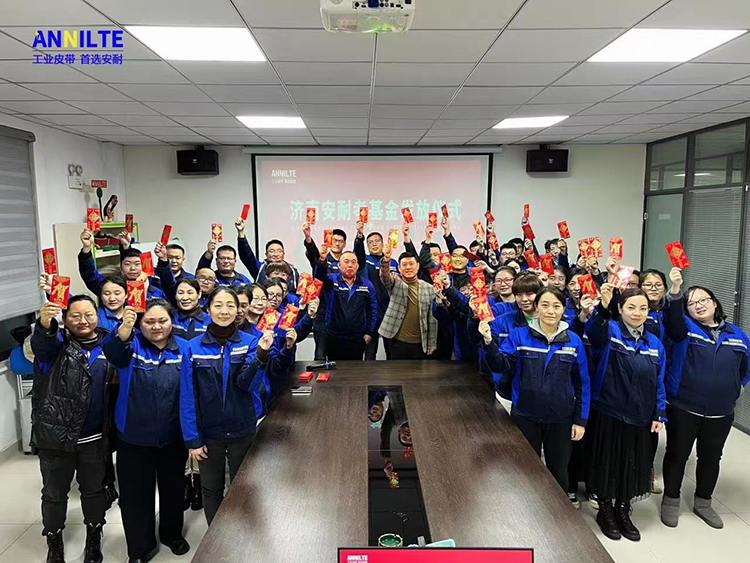 百善孝为先丨2023岳脱得精光让我挺进去视频-国产精品午夜无码体验区-丰满老熟妇BBBBB搡BBB-美女被大J插-国产午夜精品理论片“孝基金”发放，情暖父母心