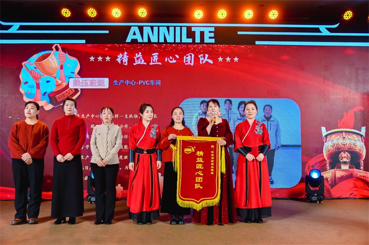 2025岳脱得精光让我挺进去视频-国产精品午夜无码体验区-丰满老熟妇BBBBB搡BBB-美女被大J插-国产午夜精品理论片年会（上）63