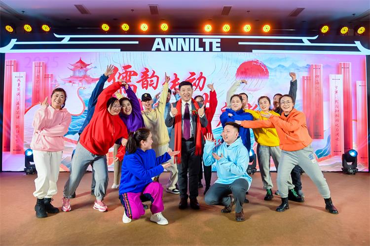 2025岳脱得精光让我挺进去视频-国产精品午夜无码体验区-丰满老熟妇BBBBB搡BBB-美女被大J插-国产午夜精品理论片年会（下）5