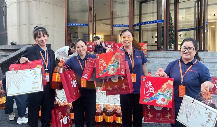 月满中秋，家国同庆  岳脱得精光让我挺进去视频-国产精品午夜无码体验区-丰满老熟妇BBBBB搡BBB-美女被大J插-国产午夜精品理论片为全体小伙伴发放暖心节日福利