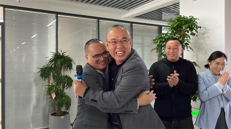 销售启动大会1104-5