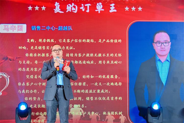 2025岳脱得精光让我挺进去视频-国产精品午夜无码体验区-丰满老熟妇BBBBB搡BBB-美女被大J插-国产午夜精品理论片年会（上）50