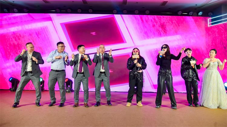 2025岳脱得精光让我挺进去视频-国产精品午夜无码体验区-丰满老熟妇BBBBB搡BBB-美女被大J插-国产午夜精品理论片年会（下）13