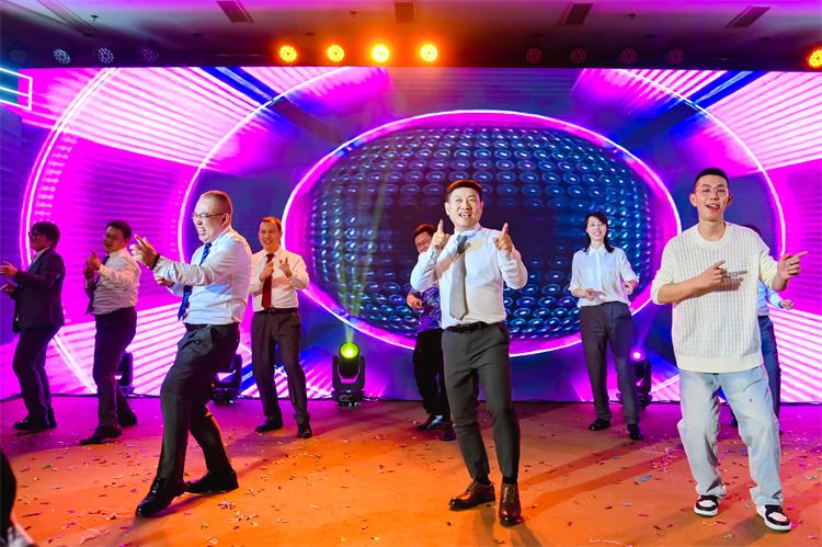 2025岳脱得精光让我挺进去视频-国产精品午夜无码体验区-丰满老熟妇BBBBB搡BBB-美女被大J插-国产午夜精品理论片年会（下）16