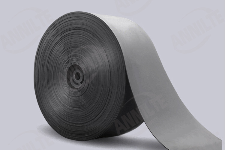 废旧锂电池破碎分选输送带1